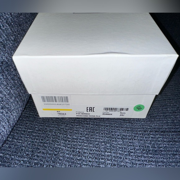 NEW MOSCHINO TEEN Beach sandals - Picture 7 of 7